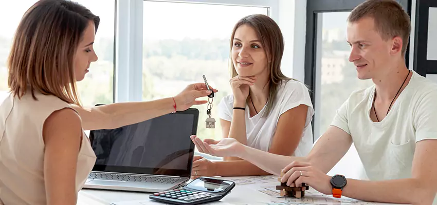 Situations Where Selling Your Apartment is Most Practical in Deer Park, NY