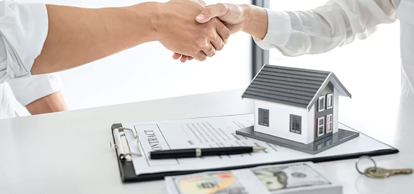 How We Determine Your Sell House Before Foreclosure Offer in Deer Park, NY?