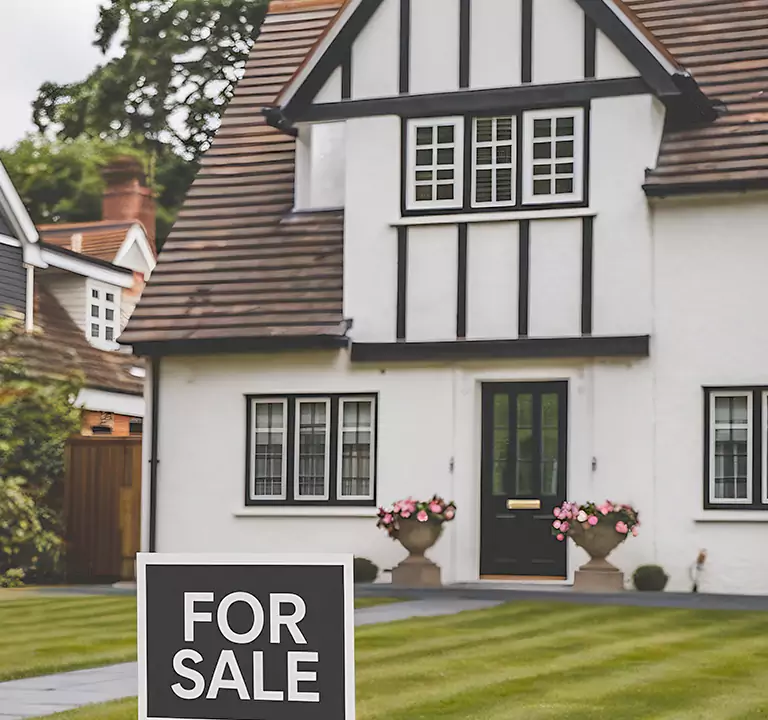 The Top-Rated Buyer to Sell House Off Market in Deer Park, NY